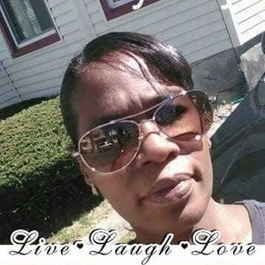 Meet your Posher, Arnita